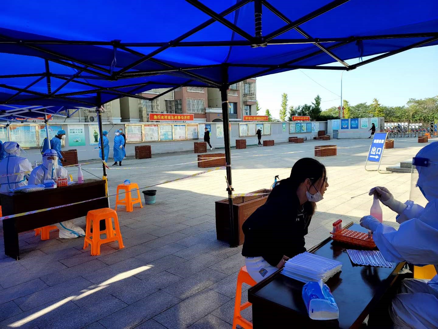 同舟共济，抗击疫情，新葡京博彩官网工会党员先锋在路上